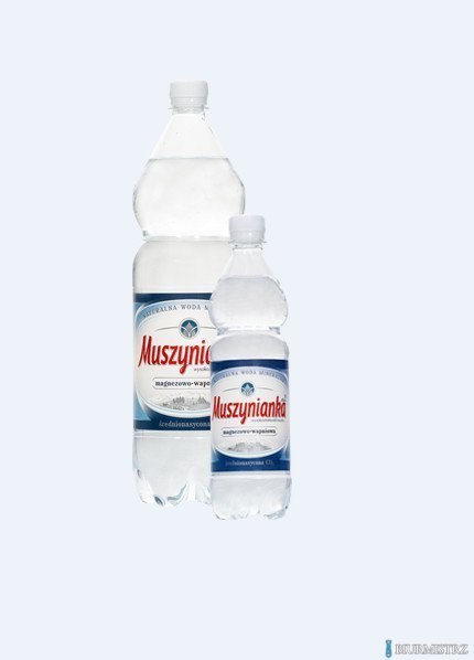 Woda MUSZYNIANKA 1.5L średnionasycona CO2 zgrzewka 6 szt. Woda MUSZYNIANKA 1.5L średnionasycona CO2 zgrzewka 6 szt.